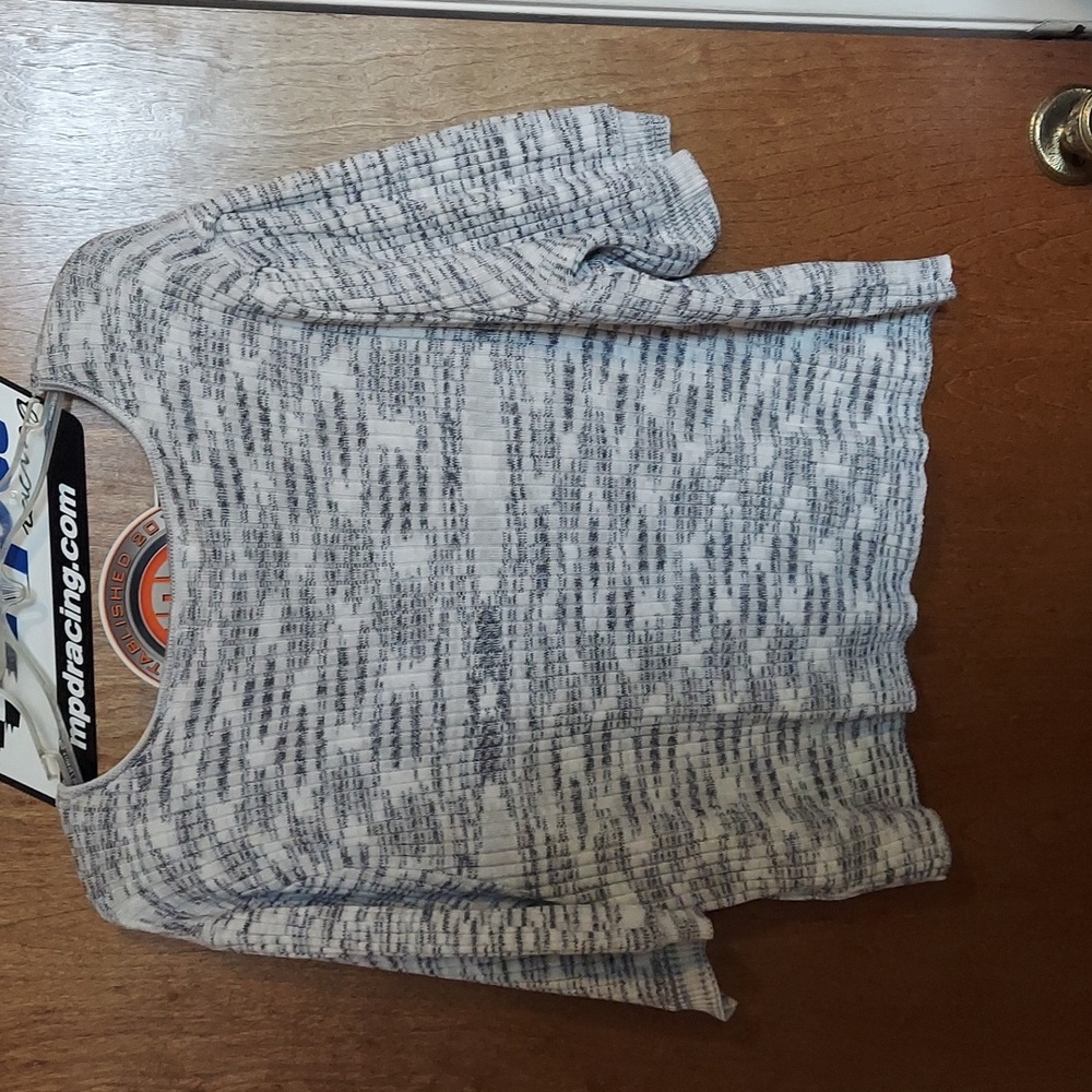 Cropped sweater - Picture 4 of 5